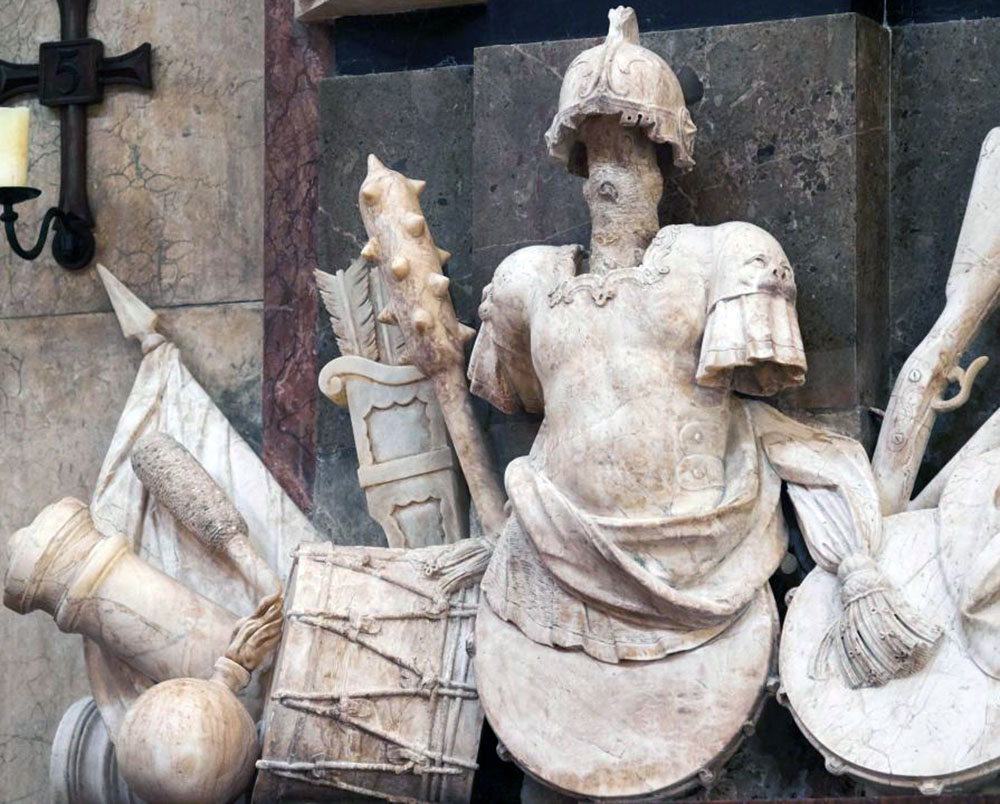 Grabdenkmal Khevenmüller 2